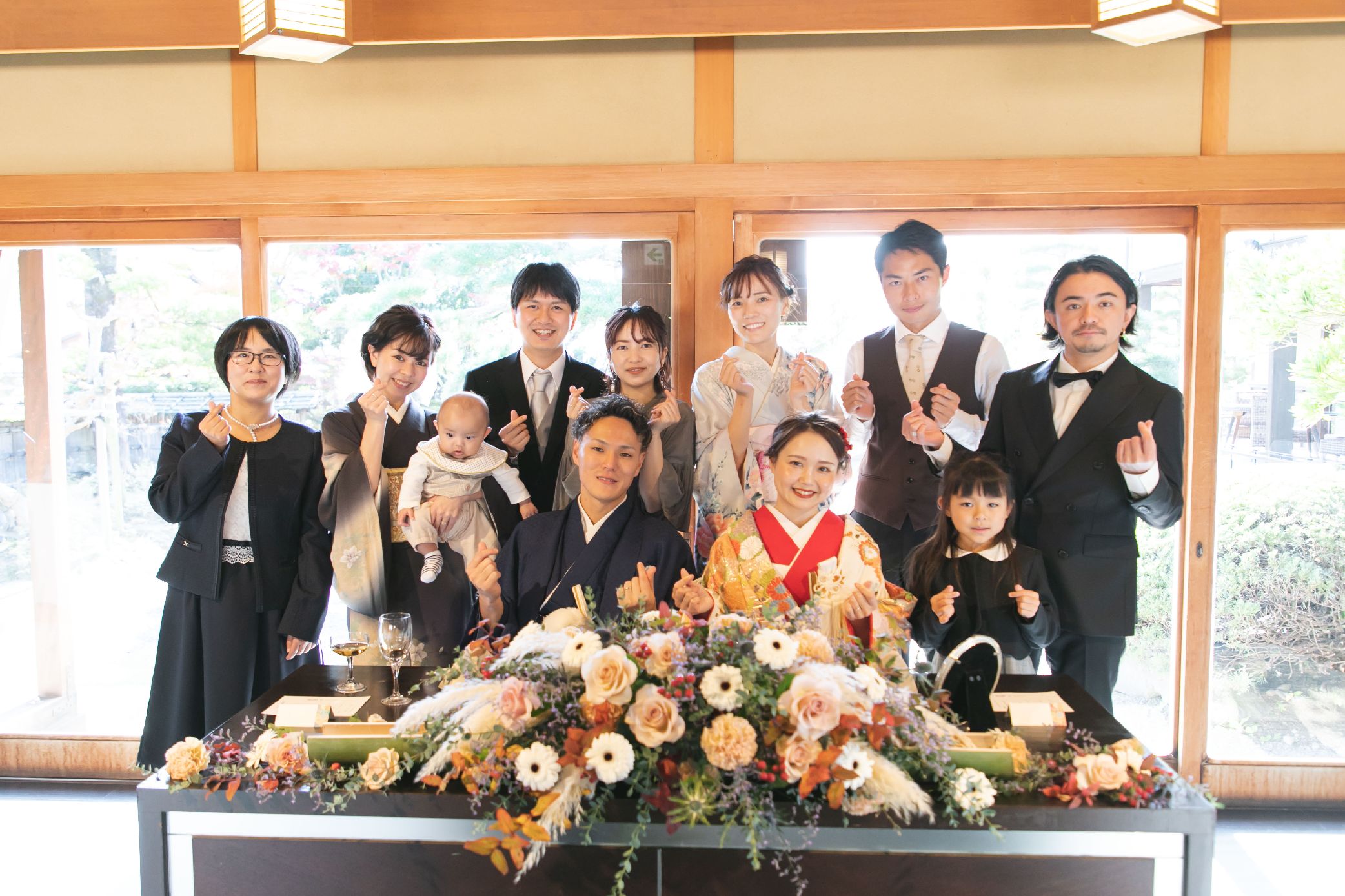 香川県高松市の結婚式場ザ・ガーデンダイニング弓絃葉　集合写真