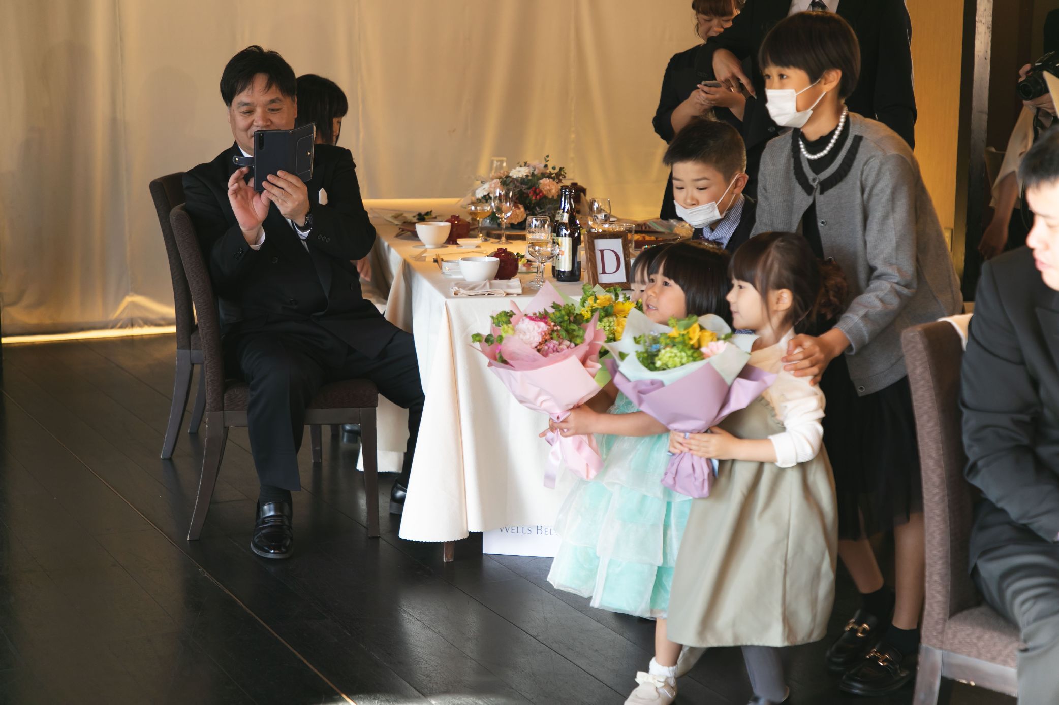 香川県高松市の結婚式場ザ・ガーデンダイニング弓絃葉　お子様ゲストからプレゼント