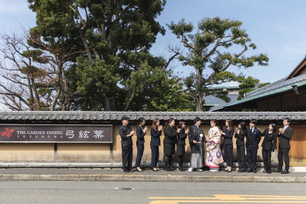 香川県高松市の結婚式場ザ・ガーデンダイニング弓絃葉のスタッフ
